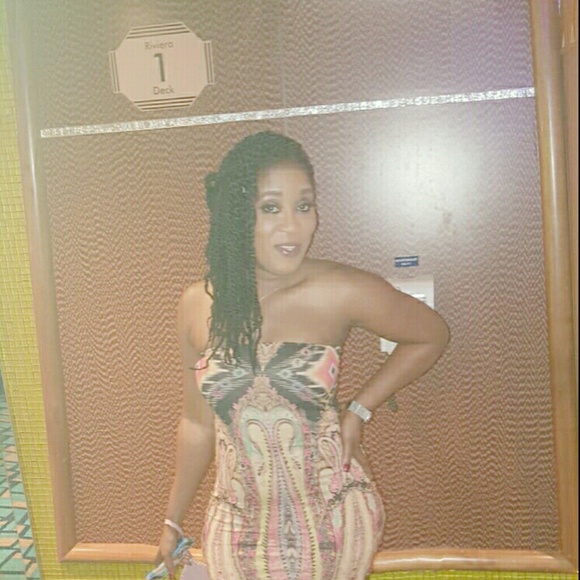 Meet your Posher, Donna - Picture 1 of 1